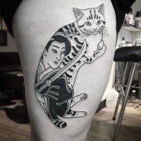 Black ink accurate painted by horitomo thigh tattoo on Manmon cat with samurai woman