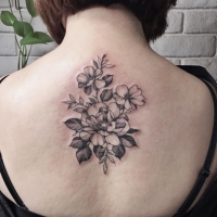 Blackwork estilo agradável procura tatuagem de flores por Zihwa