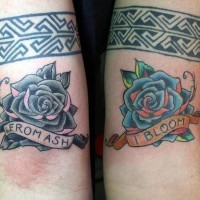 Tattoos mit Rosen und Inschriften Bloom und Fromash