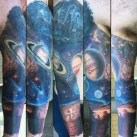 eccezionale colorato spazio sistema solare tatuaggio avambraccio