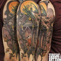 Brilliant gemaltes farbiges Schulter Tattoo mit der alten Kerze Straßenlaterne und Vampirfledermaus