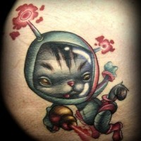 Tatuaje  de gato espacial  ficticio con pistola blaster