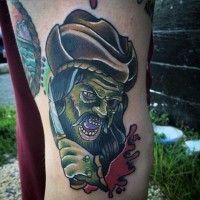 cartone animato colorato grande zombie pirata tatuaggio su coscia