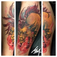 Cartoonisches farbiges dämonisches Bein Tattoo mit bösem Bullen