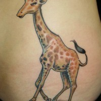 Tatuaje  de jirafa linda que camina