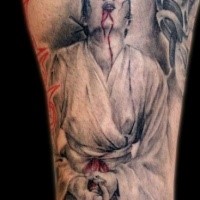 Farbige im Horror Stil gruselig aussehende blutige Samurai Frau Tattoo