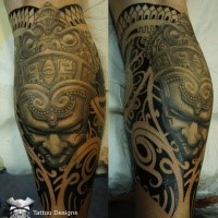 Colored illustrative style leg tattoo of ancient statue