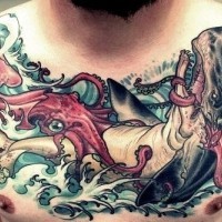 colorato battaglia di calamari e capodoglio tatuaggio sul petto di uomo