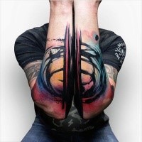 Buntes im illustrativen Stil abstraktes Bild Tattoo an Unterarmen