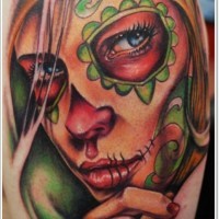 ritratto colorato ragazza giorno di morte tatuaggio