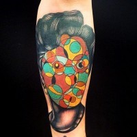 ritratto colorato di ragazza astratto colorato avambraccio tatuaggio