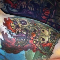 Tatuaje  de zombi horroroso en sangre de comics
