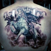 Cooler farbiger großer Samurai-Krieger Reiter Tattoo am Rücken