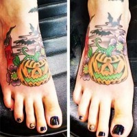 Tatuaje en el pie,
calabaza divertida para Halloween