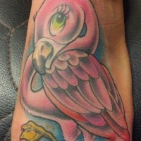 Tattoo von süßem Flamingo  auf dem Fuß