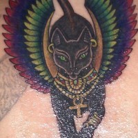 Ägyptische schwarze Katze mit bunten Flügeln Tattoo