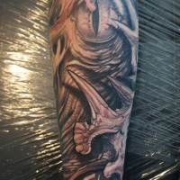 Tattoo mit Augapfel Freistil von Graynd