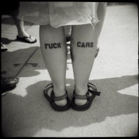 fuck cars su entrambe gambe origginale tatuaggio