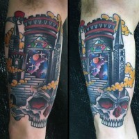 Tatuaje en el brazo, castillo fantástico de varios colores