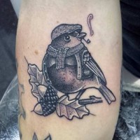 Lustiger Gentleman farbiger rauchender Vogel Tattoo mit Eichenlaub und Eicheln