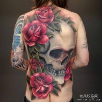 Giant whole back human skull and huge red roses colored realistic tattoo