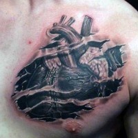 Tatuaje en el pecho,  corazón increíble 3D debajo de la piel rasgada