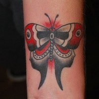 grigio e rosso farfalla tradizionale tatuaggio disegno su braccio