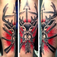 Great combined colored deer with crossed rifles and arrow tattoo on leg