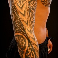 Great painted massive black ink Polynesian ornaments tattoo on sleeve