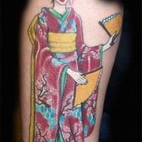 Hausgemachtes farbiges Unterarm Tattoo mit Geisha Frau in schönem Kleid