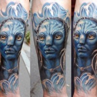 Incredible 3D style colored forearm tattoo of Avatar hero