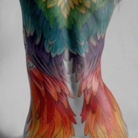 Große bunte Flügel Tattoo für Mädchen