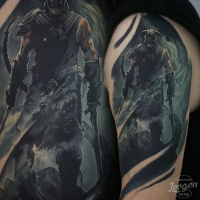 Großes im illustrativen Stil Schulter Tattoo mit Skyrim Drachen