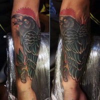 piccolo vecchia scuola stile dipinto colorato corvo tatuaggio su braccio