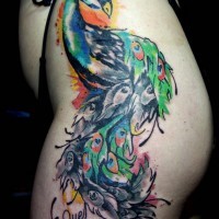 Tatuaje  de pavo real maravilloso de varios colores