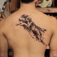 bel acquerello grande lupo saltando tatuaggio sulla schiena