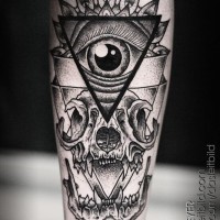 Masonic style big black ink mystical pyramid with skull tattoo on leg