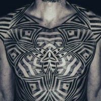 massiccio Polinesiano nero e bianco ornamento tatuaggio pieno su corpo