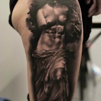 Tatuaje en el muslo,  estatua famosa Venus de Milo espléndida muy realista