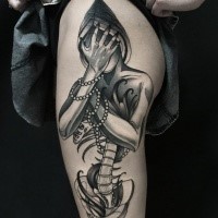 Misterioso stile dotwork dipinto da Michele Zingales coscia il tatuaggio dello scheletro demoniaco