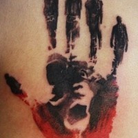 Tatuaje de huella de mano con dedos en forma de gente