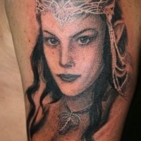 Tatuaje en el brazo, elfa linda de señor de los Anillos