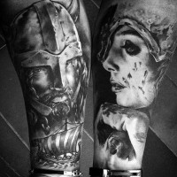 Tatuaje de vikingo imponente con barco y mujer interesante