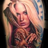 Nice colored large shoulder tattoo of blond woman with tiger