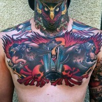 Tatuaje en el pecho,  perros furiosos con huesos y farol, estilo old school multicolor