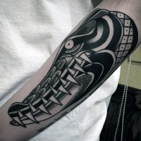 vecchia scuola stile nero e bianco testa di alligatore tatuaggio su braccio