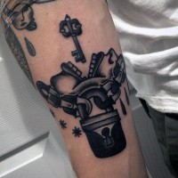 Original designed chained lock with key tattoo on arm