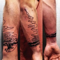 Tatuaje en el antebrazo, abstracción espectacular de líneas finas negras