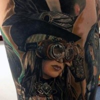 Realismus Stil großes mystisches farbiges Porträt der Frau Tattoo an der Seite