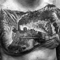 Tatuaje en el pecho,  tren de vapor espectacular